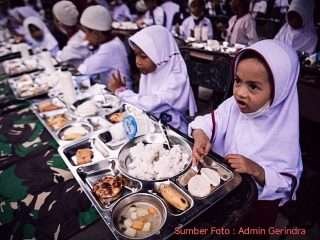 Wawancara RRI Tentang Simulasi Makan siang bergizi